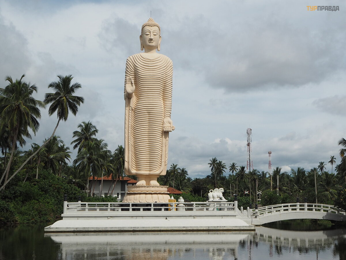 Пам'ятник жертвам цунамі (Tsunami Honganji Vihara)